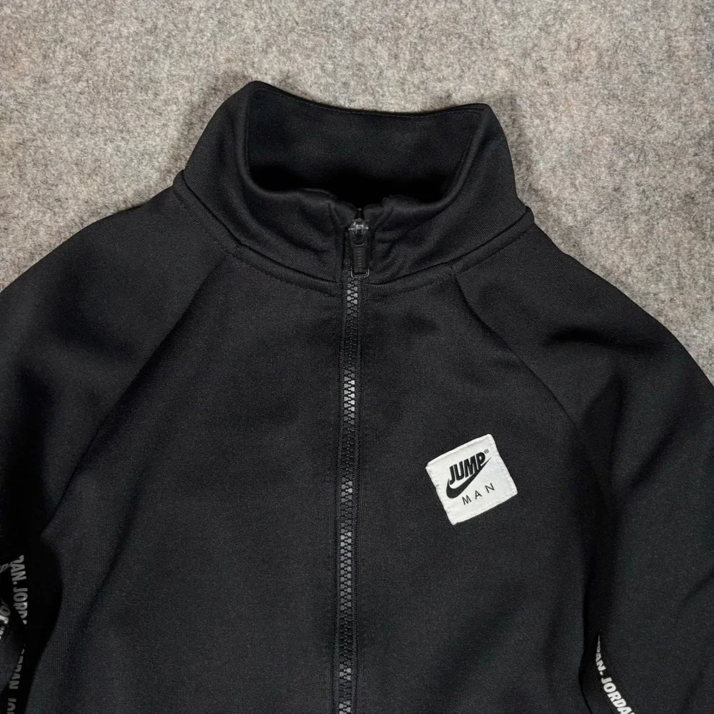 Jordan Track Jacket Boys Medium Black Jumpman Taped Sleeve Full Zip A291-023